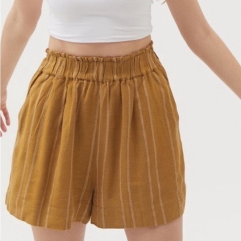 Urban Outfitters Paper Bag Shorts. Size XS. NWOT